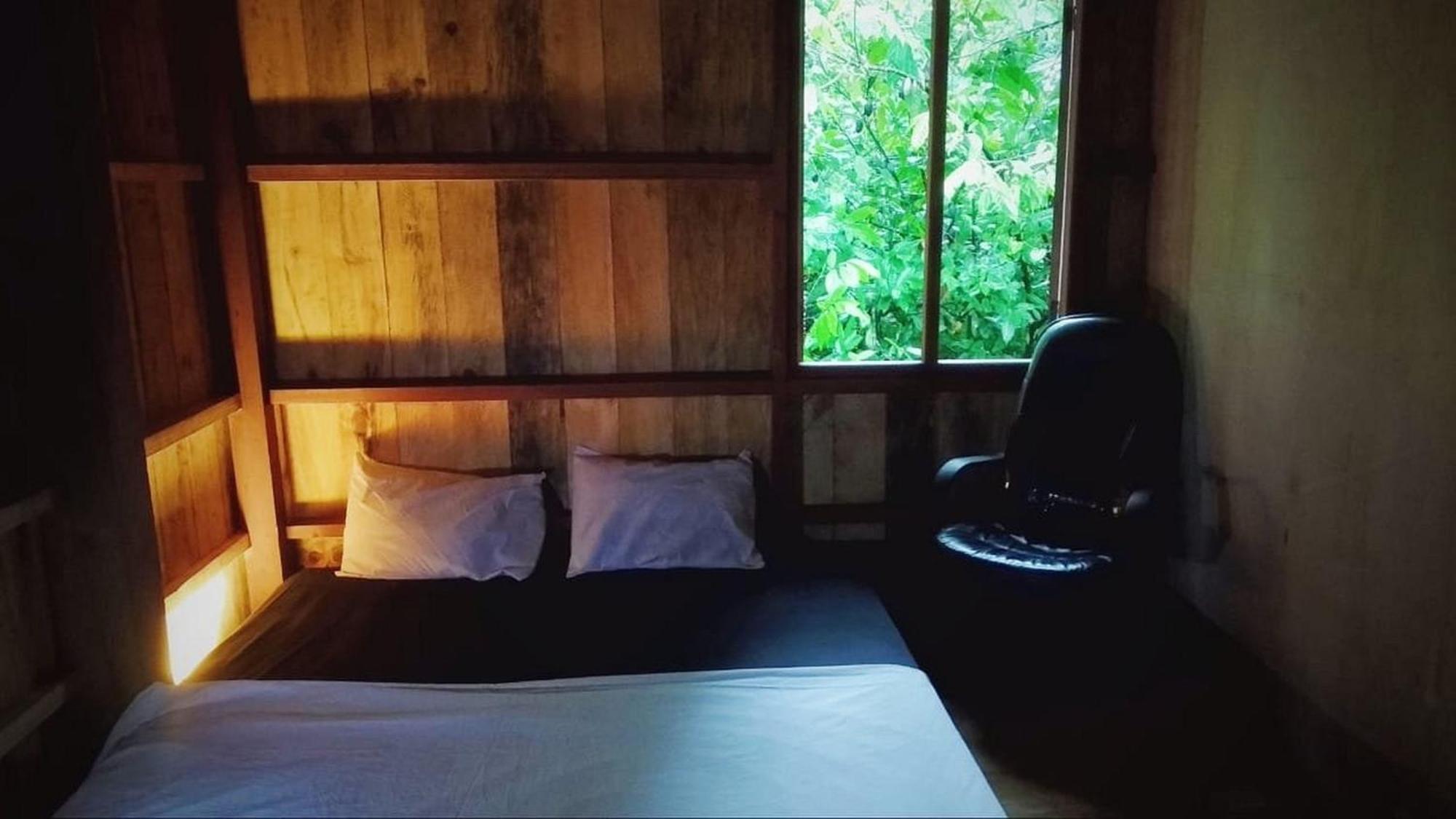 Wisma Papa Tia Toraja Tana Toraja Экстерьер фото